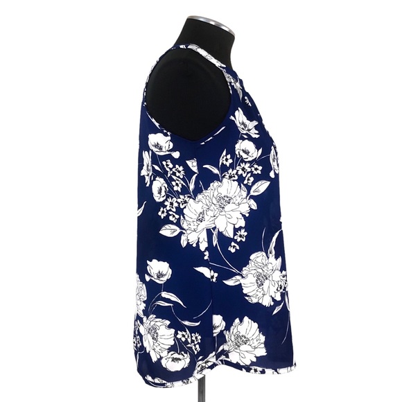 SOLD - Papermoon - Bonney Floral Keyhole Neck Halter Top - Stitch Fix - Picture 3 of 10